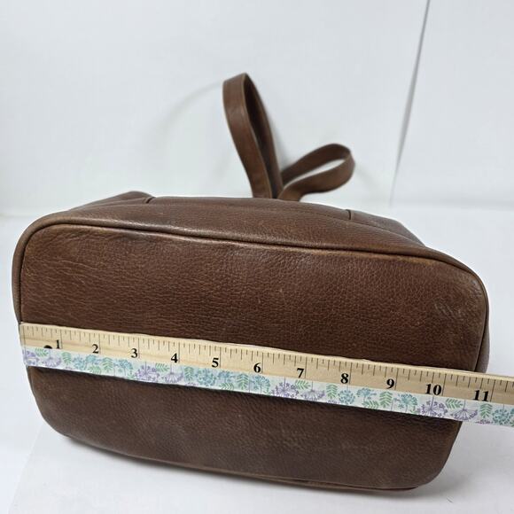 Vintage Orvis Brown Leather Backpack Boho Pebble Bullhide Handbag Purse - Picture 16 of 16